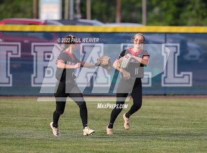 Thumbnail 2 in  Montgomery vs. Tri-Valley (PIAA Class A First Round Playoff) photogallery.