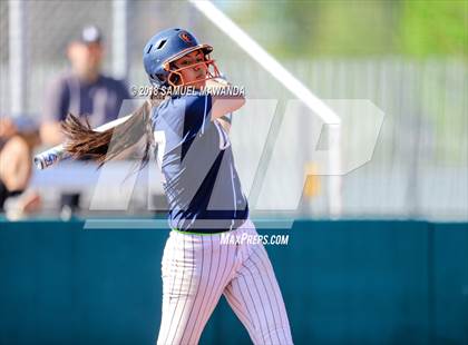 Thumbnail 3 in Notre Dame (SO) vs Chatsworth photogallery.