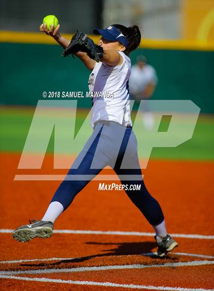 Thumbnail 1 in Notre Dame (SO) vs Chatsworth photogallery.
