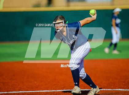 Thumbnail 1 in Notre Dame (SO) vs Chatsworth photogallery.