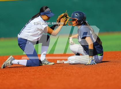Thumbnail 3 in Notre Dame (SO) vs Chatsworth photogallery.