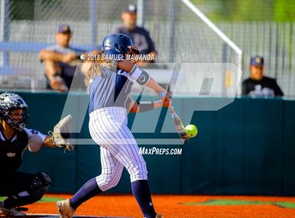 Thumbnail 2 in Notre Dame (SO) vs Chatsworth photogallery.