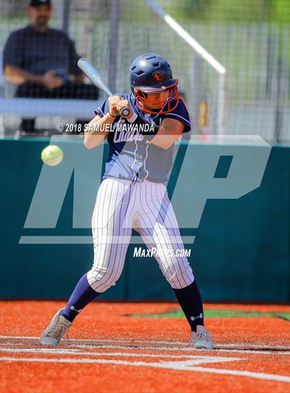 Thumbnail 3 in Notre Dame (SO) vs Chatsworth photogallery.
