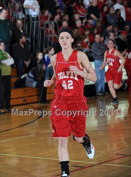 Thumbnail 1 in Colfax vs. Regis (WIAA D4 Regional Final) photogallery.