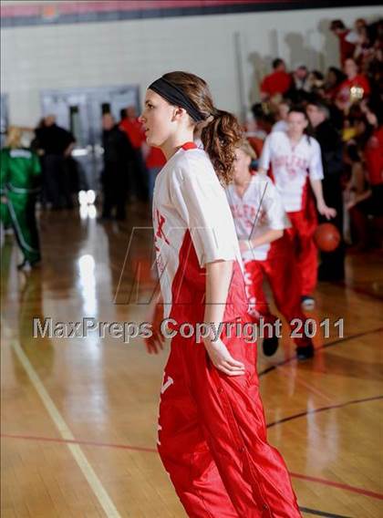 Thumbnail 2 in Colfax vs. Regis (WIAA D4 Regional Final) photogallery.