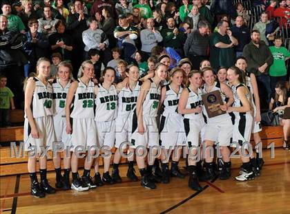 Thumbnail 2 in Colfax vs. Regis (WIAA D4 Regional Final) photogallery.
