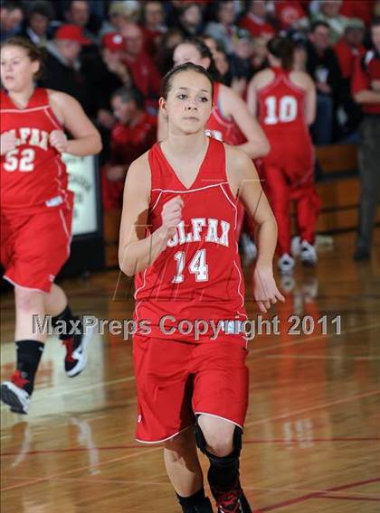 Thumbnail 2 in Colfax vs. Regis (WIAA D4 Regional Final) photogallery.