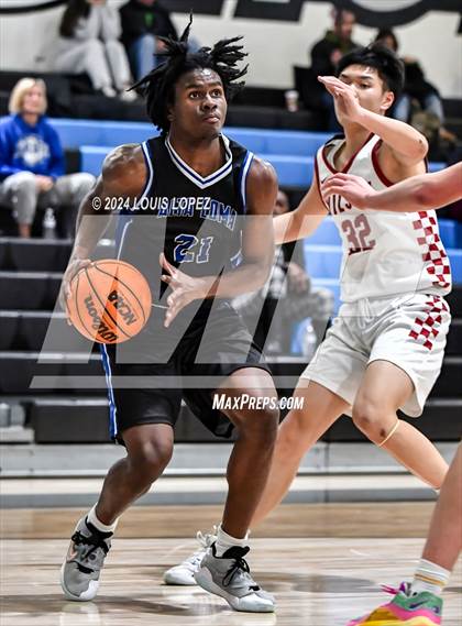 Thumbnail 2 in Wilson vs. Alta Loma photogallery.