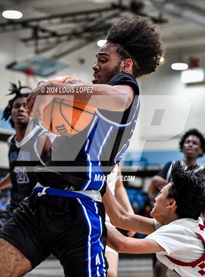 Thumbnail 3 in Wilson vs. Alta Loma photogallery.