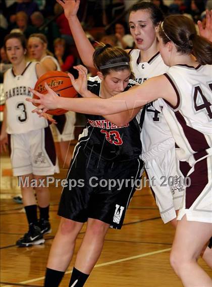 Thumbnail 1 in Moniteau vs Cranberry Area  (PIAA District 9 KSAC Final) photogallery.