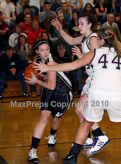 Thumbnail 3 in Moniteau vs Cranberry Area  (PIAA District 9 KSAC Final) photogallery.