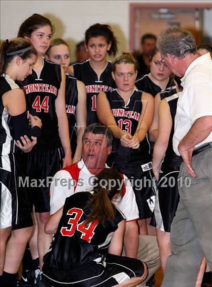 Thumbnail 2 in Moniteau vs Cranberry Area  (PIAA District 9 KSAC Final) photogallery.
