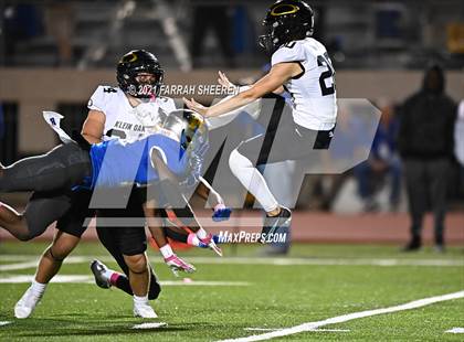 Thumbnail 3 in Klein Oak @ Klein photogallery.
