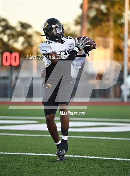 Thumbnail 3 in Klein Oak @ Klein photogallery.