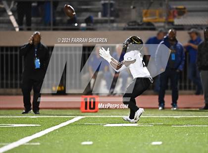 Thumbnail 1 in Klein Oak @ Klein photogallery.