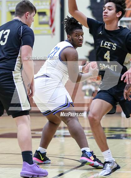 Thumbnail 1 in Central vs Lee's Summit (Summit Grill Shootout) photogallery.