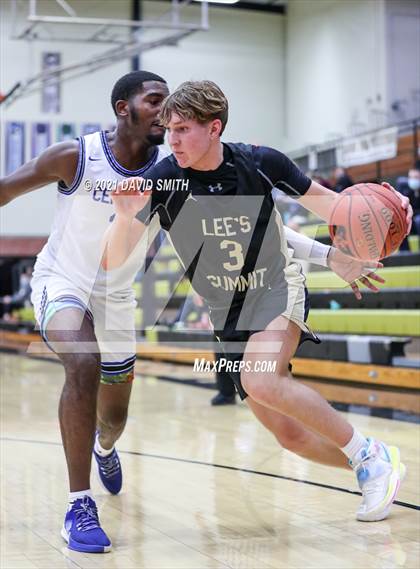 Thumbnail 1 in Central vs Lee's Summit (Summit Grill Shootout) photogallery.