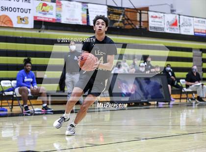 Thumbnail 2 in Central vs Lee's Summit (Summit Grill Shootout) photogallery.
