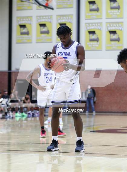 Thumbnail 3 in Central vs Lee's Summit (Summit Grill Shootout) photogallery.
