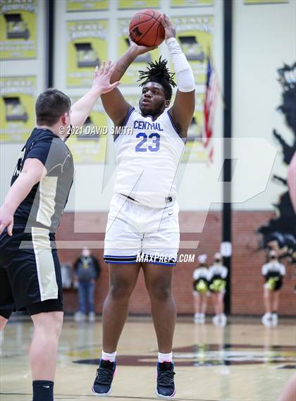 Thumbnail 3 in Central vs Lee's Summit (Summit Grill Shootout) photogallery.
