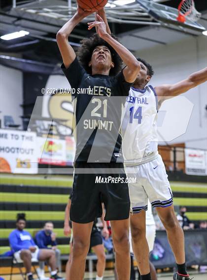 Thumbnail 1 in Central vs Lee's Summit (Summit Grill Shootout) photogallery.