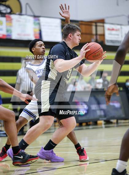 Thumbnail 1 in Central vs Lee's Summit (Summit Grill Shootout) photogallery.