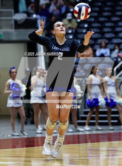 Thumbnail 1 in La Vernia vs. Decatur (UIL 4A D1 Volleyball Final) photogallery.