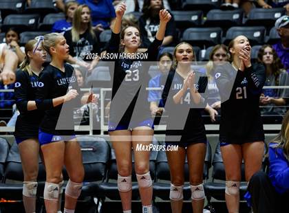 Thumbnail 3 in La Vernia vs. Decatur (UIL 4A D1 Volleyball Final) photogallery.