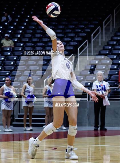 Thumbnail 1 in La Vernia vs. Decatur (UIL 4A D1 Volleyball Final) photogallery.