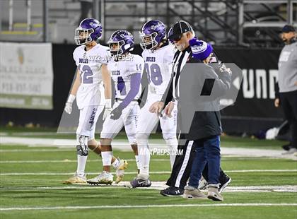 Thumbnail 2 in Hominy vs. Gore (OSSAA Class A Semifinal) photogallery.
