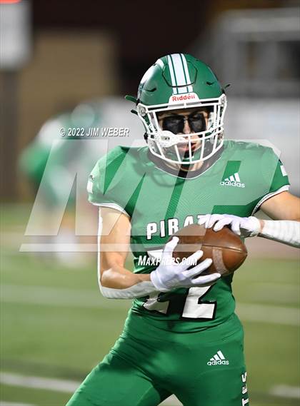 Thumbnail 3 in Hominy vs. Gore (OSSAA Class A Semifinal) photogallery.