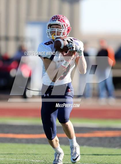 Thumbnail 2 in Kent Denver @ La Junta (CHSAA 2A Final) photogallery.