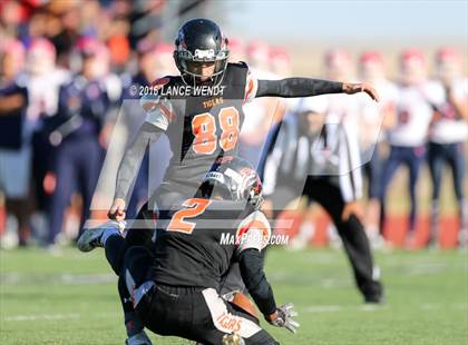 Thumbnail 1 in Kent Denver @ La Junta (CHSAA 2A Final) photogallery.