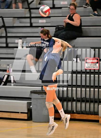 Thumbnail 2 in San Dieguito Academy vs Sage Creek (Sweetwater JV Tournament) photogallery.