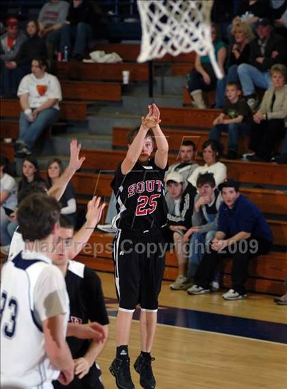 Thumbnail 3 in Muhlenberg South vs Ohio County (10th District Tournament) photogallery.