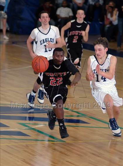 Thumbnail 2 in Muhlenberg South vs Ohio County (10th District Tournament) photogallery.
