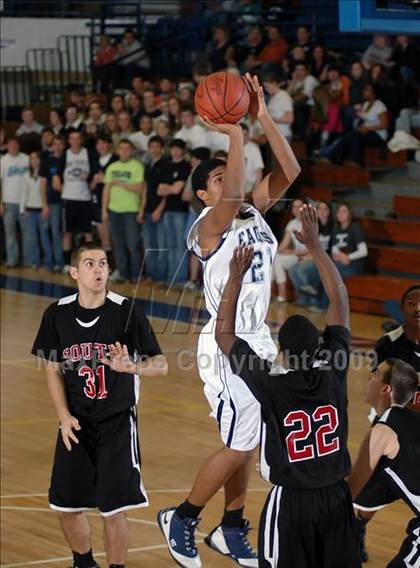 Thumbnail 3 in Muhlenberg South vs Ohio County (10th District Tournament) photogallery.