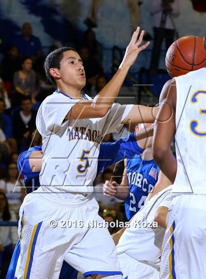 Thumbnail 2 in Norco vs. La Mirada (CIF SS Playoffs) photogallery.