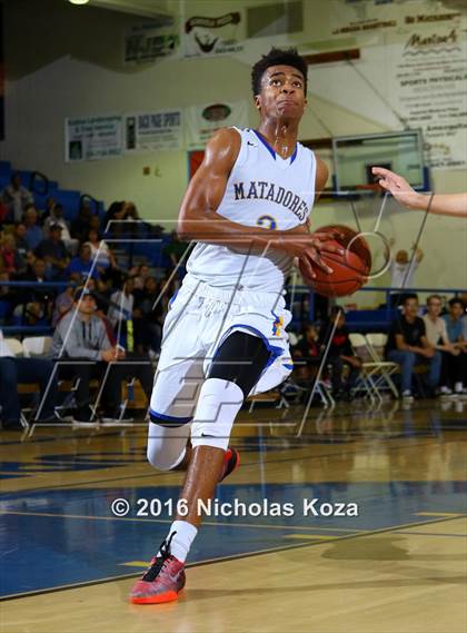 Thumbnail 2 in Norco vs. La Mirada (CIF SS Playoffs) photogallery.