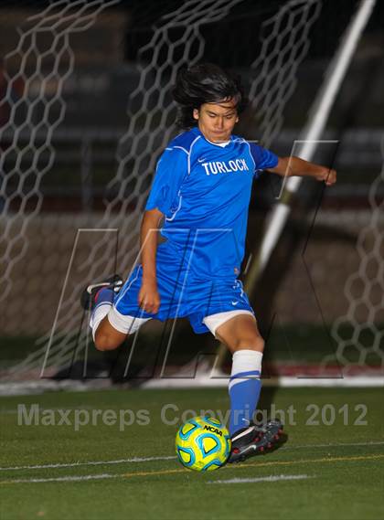 Thumbnail 3 in Turlock vs. Bella Vista (CIF SJS D2 Final) photogallery.