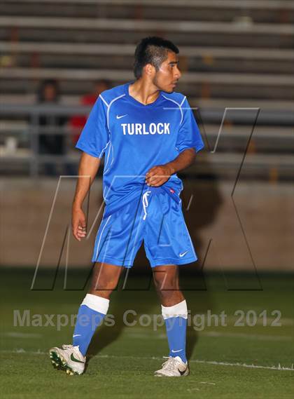 Thumbnail 2 in Turlock vs. Bella Vista (CIF SJS D2 Final) photogallery.