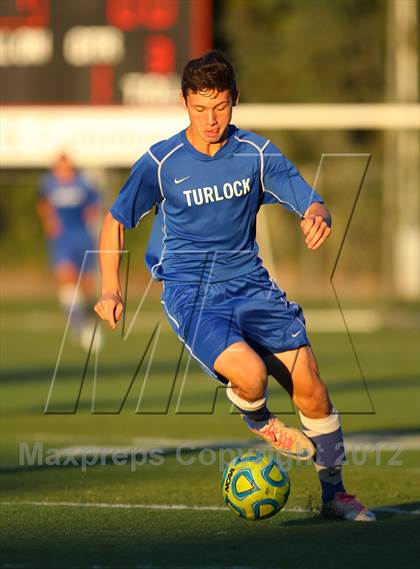 Thumbnail 1 in Turlock vs. Bella Vista (CIF SJS D2 Final) photogallery.