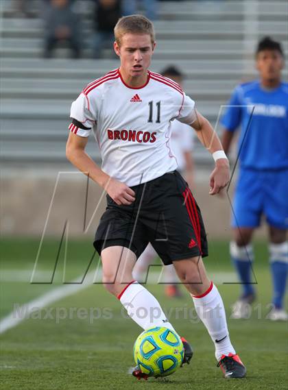 Thumbnail 2 in Turlock vs. Bella Vista (CIF SJS D2 Final) photogallery.