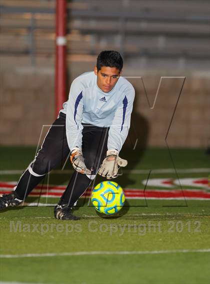 Thumbnail 2 in Turlock vs. Bella Vista (CIF SJS D2 Final) photogallery.