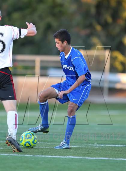 Thumbnail 2 in Turlock vs. Bella Vista (CIF SJS D2 Final) photogallery.
