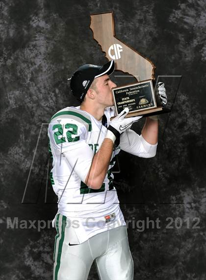 Thumbnail 1 in De La Salle (CIF State Open Division Final Awards) photogallery.