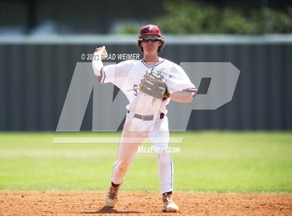 Thumbnail 2 in Hahnville @ E.D. White photogallery.