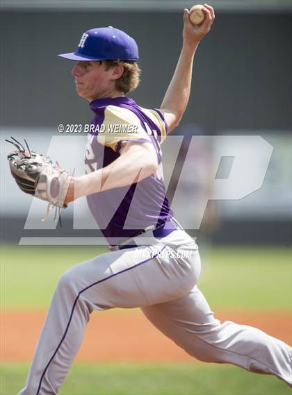 Thumbnail 3 in Hahnville @ E.D. White photogallery.