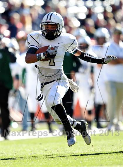Thumbnail 3 in Pine Creek vs. Montrose (CHSAA 4A Final) photogallery.