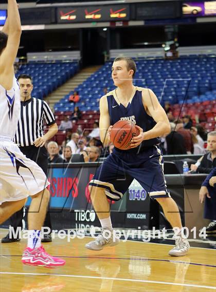 Thumbnail 2 in Capital Christian vs Central Catholic (CIF SJS D5 Final) photogallery.